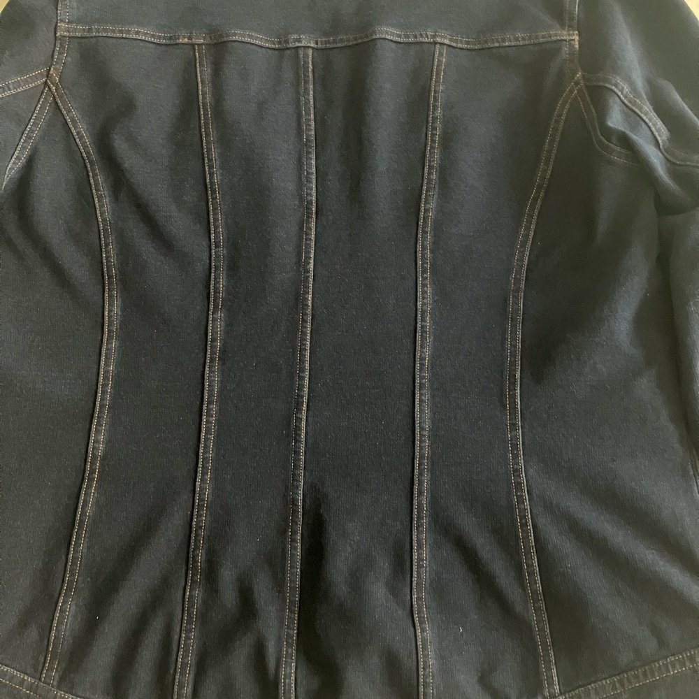 Denim & Company Jean Jacket - Picture 6 of 13